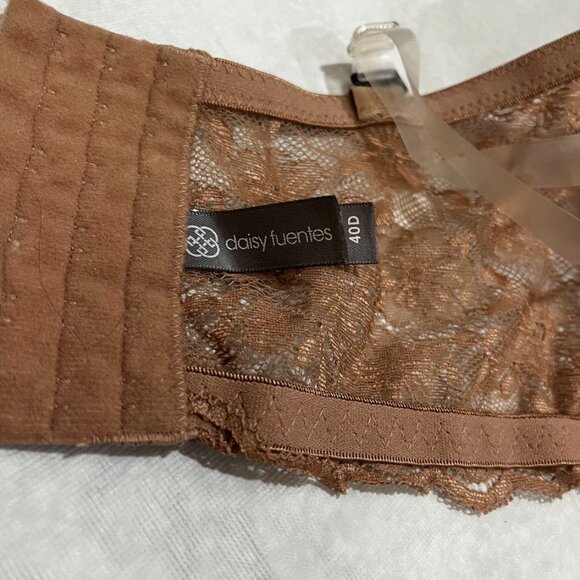 Daisy Fuentes Lace Longline Balconette Bra Strapless Push-Up Mocha 40D - Picture 3 of 16